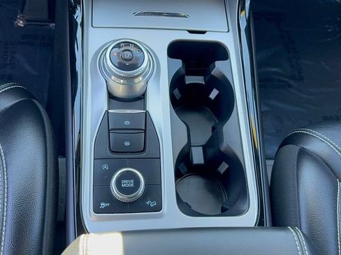 Used 2022 Ford Explorer ST w/ ST High-Performance Pack AWD/4WD image 14