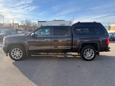 Used 2015 GMC Sierra 1500 Denali image 1