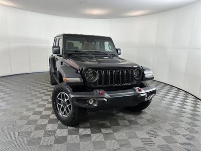 Used 2024 Jeep Wrangler Unlimited Rubicon w/ Technology Group