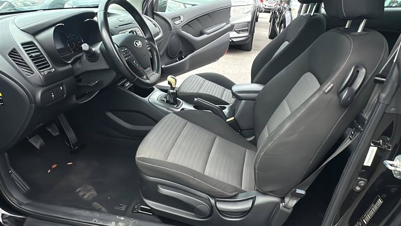 Used 2015 Kia Forte Koup EX FWD image 21