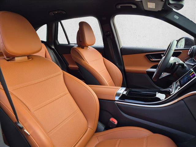 Certified 2025 Mercedes-Benz GLC 300 image 17