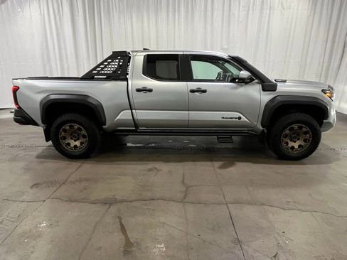 Used 2024 Toyota Tacoma 4x4 Double Cab Hybrid image 3