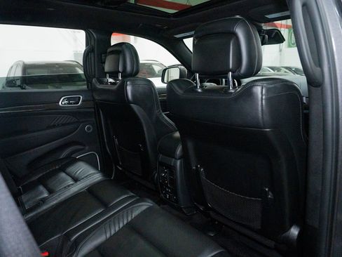 Used 2018 Jeep Grand Cherokee Trackhawk image 30