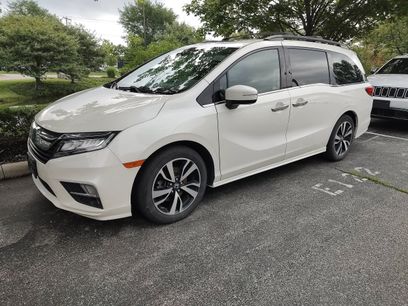 Used 2018 Honda Odyssey Elite
