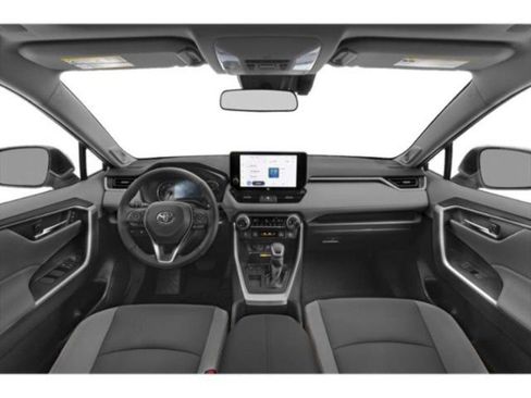Used 2025 Toyota RAV4 XLE FWD image 40