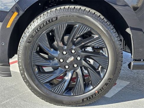 New 2025 Lincoln Navigator L Reserve w/ Jet Appearance Package image 10