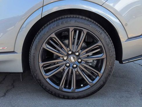 New 2026 Cadillac Lyriq V image 29