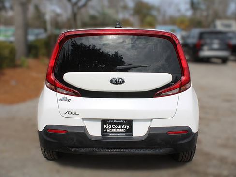 Certified 2020 Kia Soul LX image 8