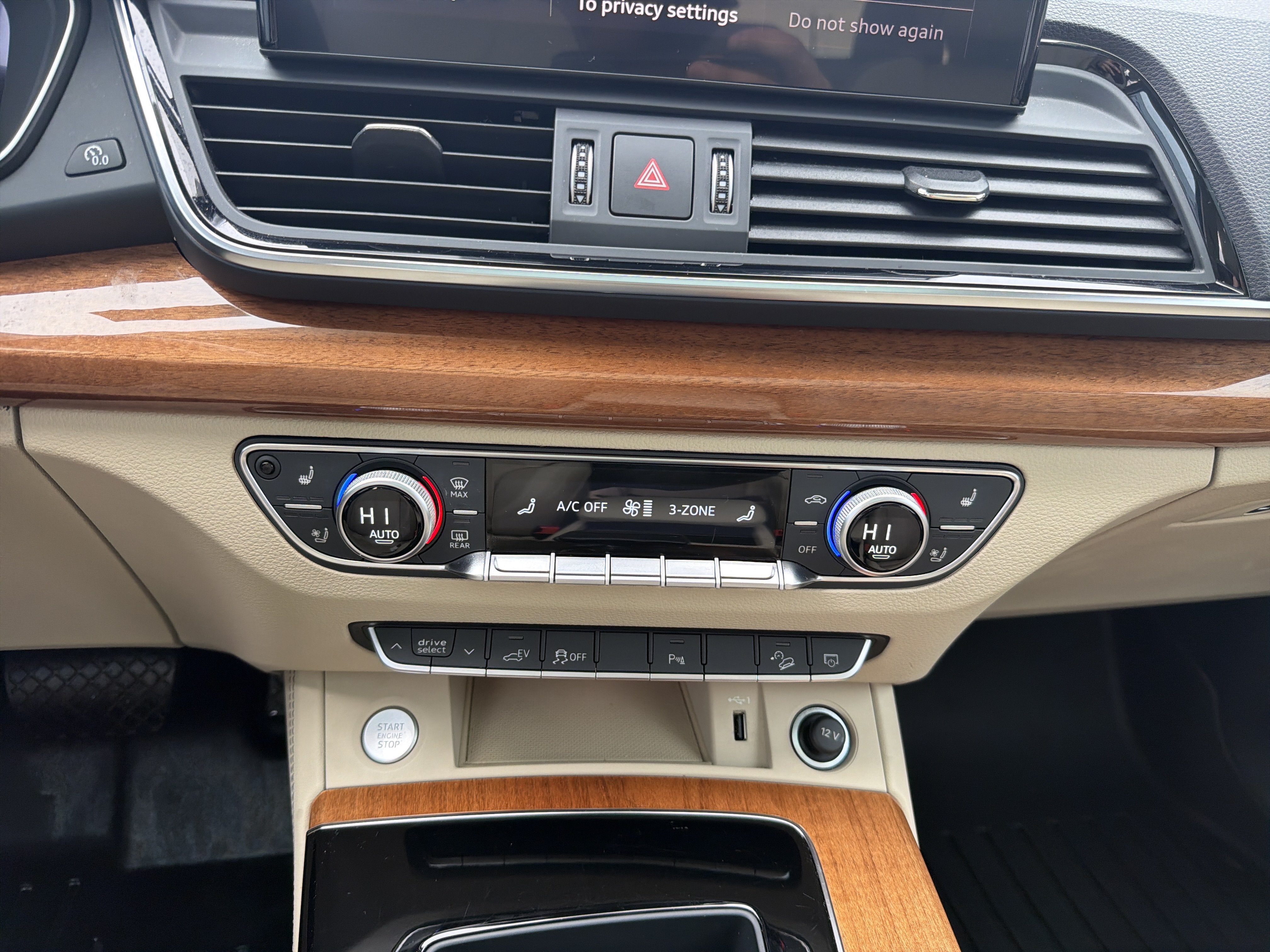 Certified 2023 Audi Q5 e Premium Plus w/ Premium Plus Package AWD/4WD image 8