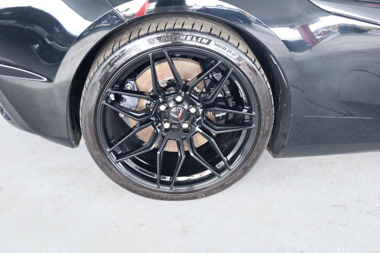 Used 2023 Chevrolet Corvette Z06 RWD image 6