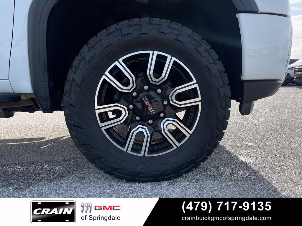 Used 2023 GMC Sierra 2500 AT4 w/ AT4 Premium Plus Package AWD/4WD image 31
