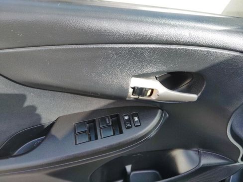 Used 2009 Toyota Corolla S image 14