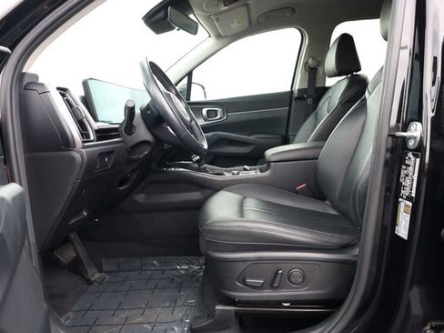 Certified 2024 Kia Sorento S image 13