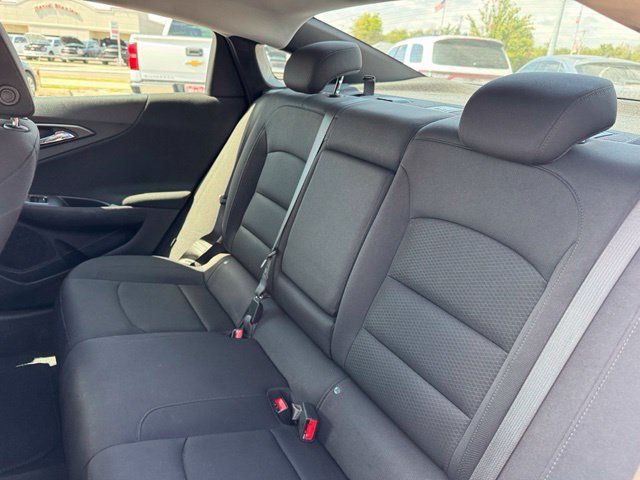 Used 2024 Chevrolet Malibu LT FWD image 11