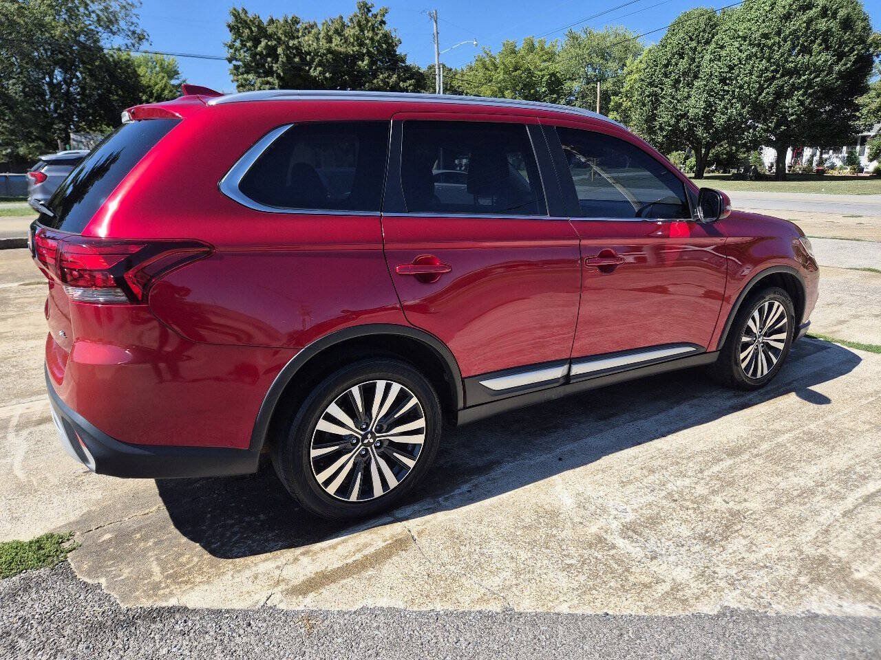 Used 2020 Mitsubishi Outlander SEL AWD/4WD image 7