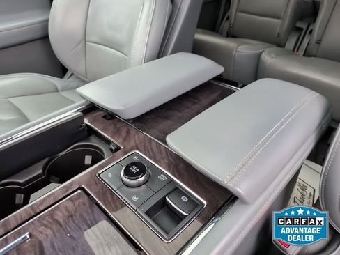 Used 2019 Lincoln Navigator L Reserve AWD/4WD image 21