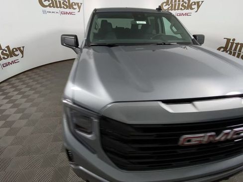 Used 2026 GMC Sierra 1500 Elevation image 3