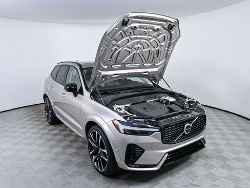 Certified 2024 Volvo XC60 B5 Ultimate AWD/4WD image 35