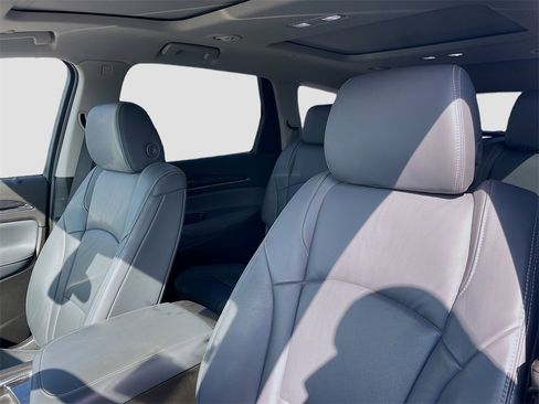 Used 2019 Buick Enclave Premium w/ Experience Buick Package image 13