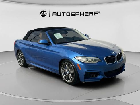 Used 2016 BMW M235i Convertible w/ Technology Package image 7