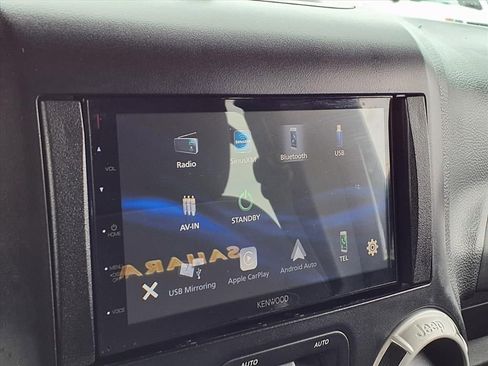 Used 2013 Jeep Wrangler Unlimited Sahara w/ Connectivity Group AWD/4WD image 22