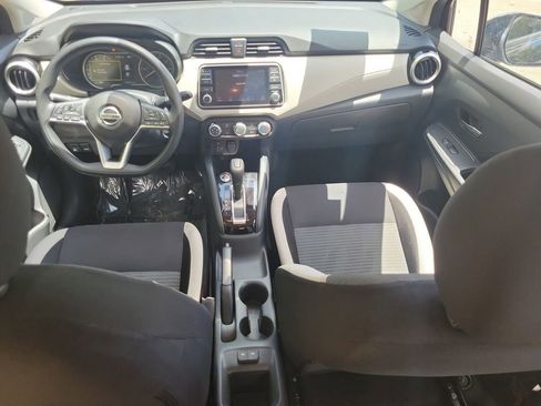Certified 2022 Nissan Versa SV w/ Trunk Package FWD image 15