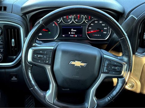 Used 2020 Chevrolet Silverado 1500 LT w/ All-Star Edition image 13