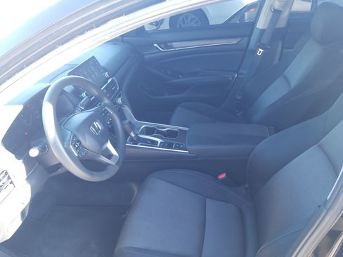 Used 2021 Honda Accord LX image 10