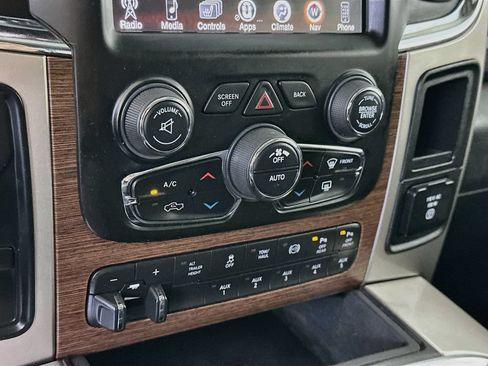 Used 2017 RAM 2500 Laramie w/ Sport Appearance Group AWD/4WD image 18
