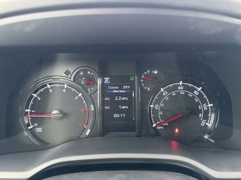 Used 2022 Toyota 4Runner SR5 image 14