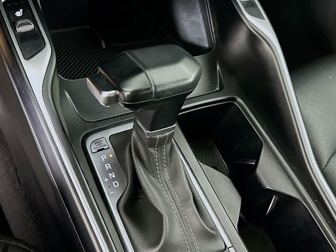 Used 2024 Kia Sorento S image 24