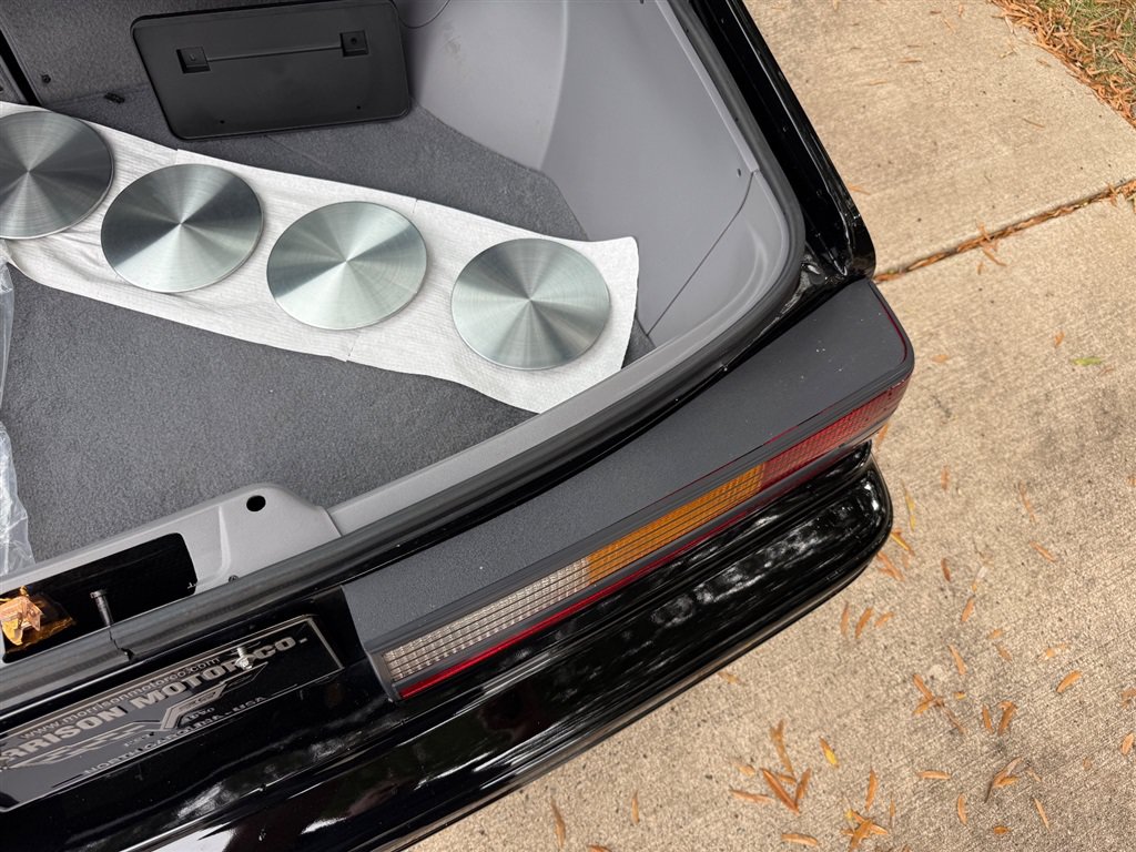 Used 1993 Ford Mustang Cobra RWD image 80