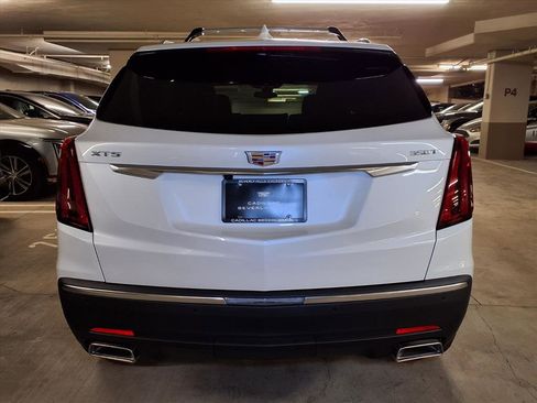 New 2026 Cadillac XT5 Luxury image 9