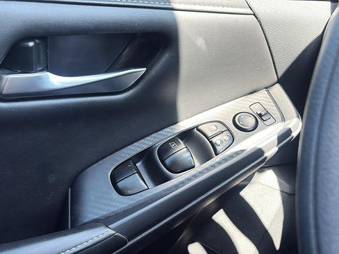Certified 2024 Nissan Sentra SV FWD image 20