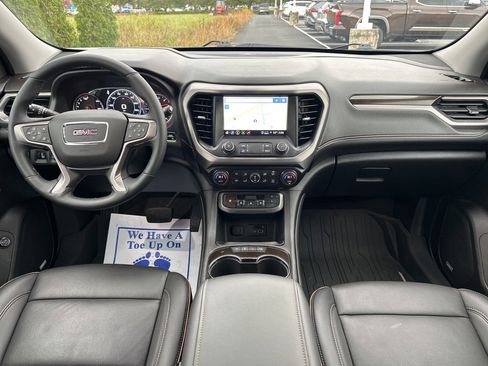 Used 2023 GMC Acadia AT4 w/ Technology Package image 32