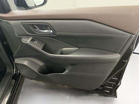 Used 2023 Nissan Rogue SL w/ SL Premium Package AWD/4WD image 35
