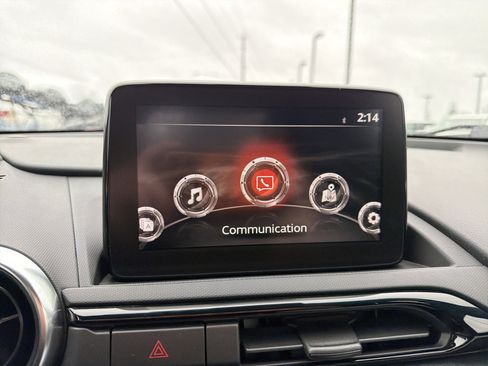 Used 2019 MAZDA MX-5 Miata RF Grand Touring w/ Appearance Package image 19