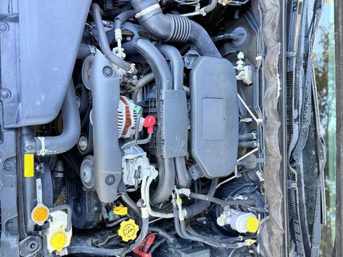 Used 2011 Subaru Legacy 2.5i image 10