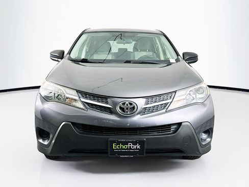 Used 2015 Toyota RAV4 LE image 2