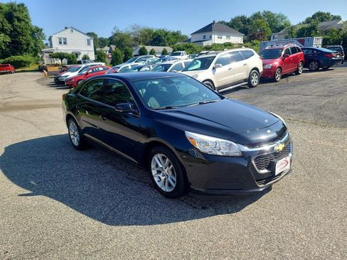 Used 2014 Chevrolet Malibu LT w/ Power Convenience Package image 9