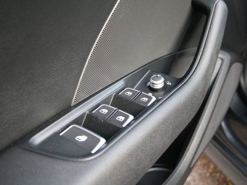 Used 2018 Audi A3 2.0T Premium Plus image 19