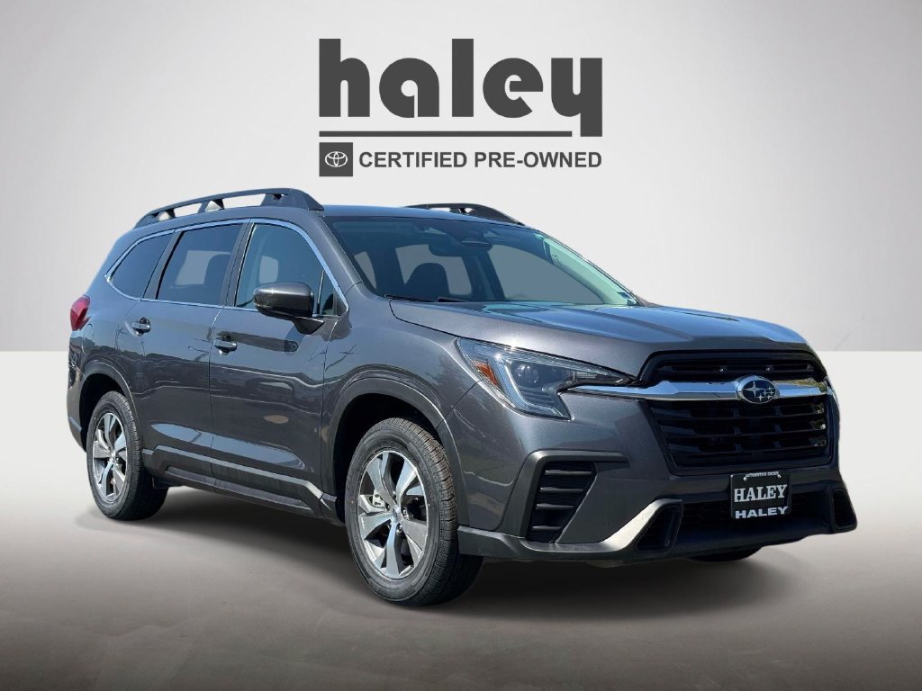 Used 2025 Subaru Ascent Premium AWD/4WD image 1