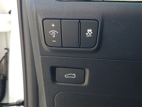 New 2026 Kia K5 GT-Line image 19