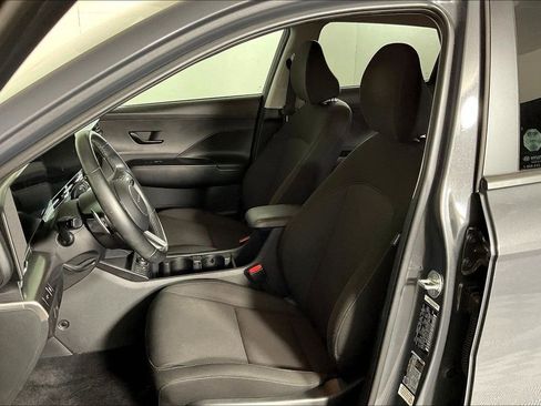 Used 2024 Hyundai Kona SEL image 24