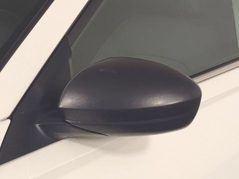 Used 2025 Nissan Altima 2.5 SV FWD image 12