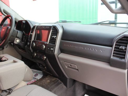 Used 2020 Ford F250 XLT w/ FX4 Off-Road Package image 21