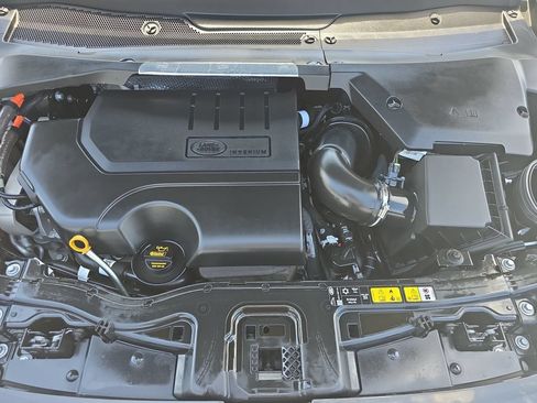 Used 2025 Land Rover Discovery Sport Dynamic SE AWD/4WD image 31