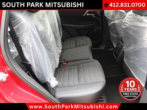 New 2026 Mitsubishi Outlander SE AWD/4WD image 18