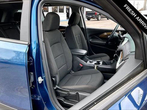 Used 2021 GMC Terrain SLE FWD image 27