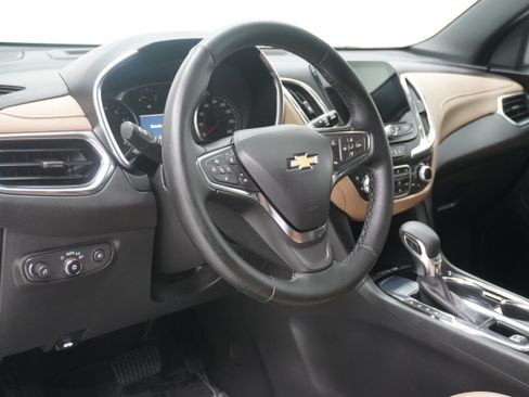 Used 2023 Chevrolet Equinox Premier FWD image 10